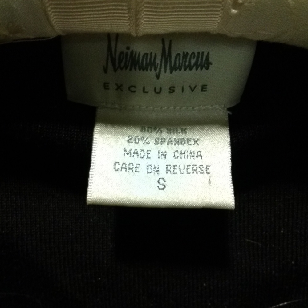 NEVER WORN! NEIMAM MARCUS NAVY JEWELED SILK KNIT TOP - Picture 3 of 5